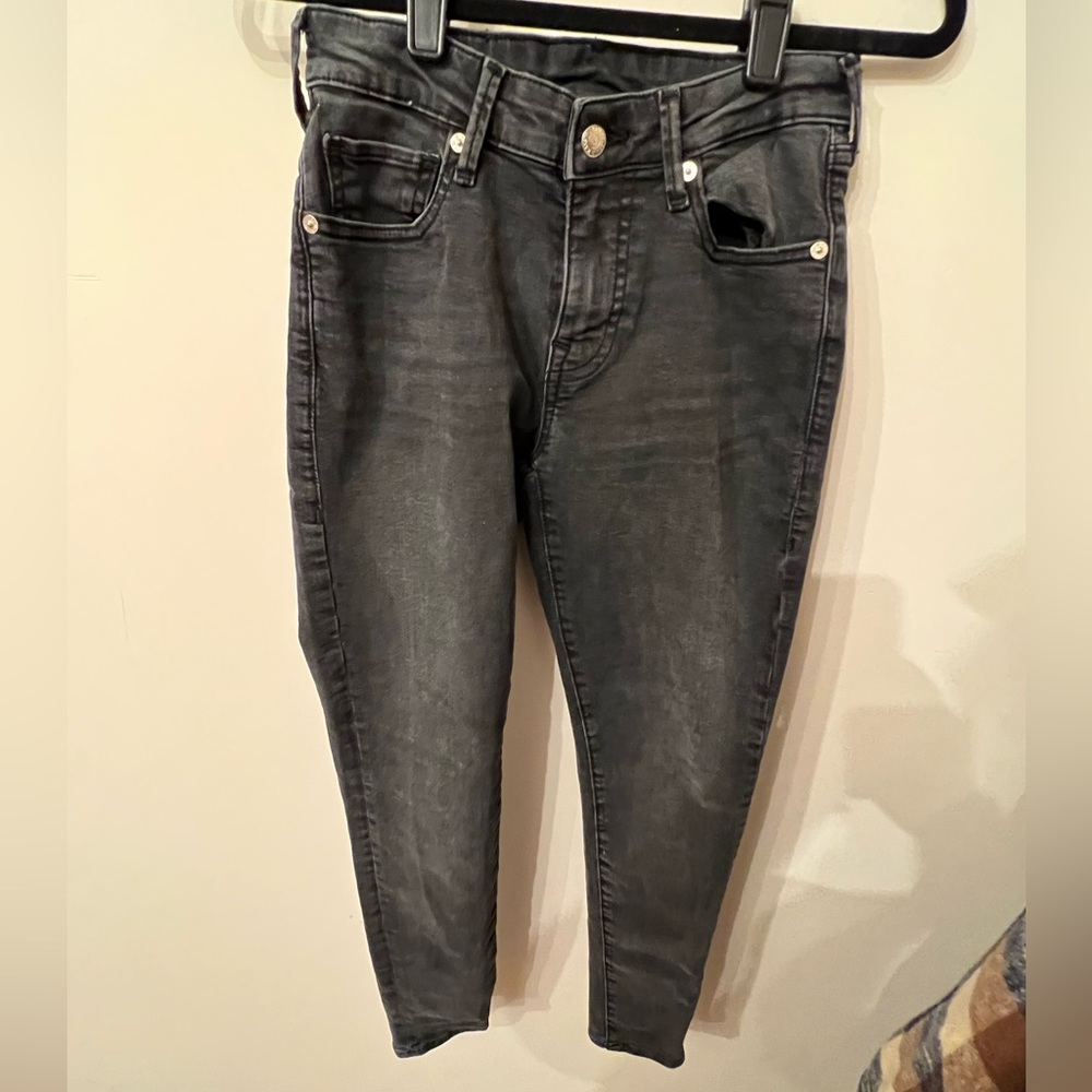 True Religion, “Jennie Curvy” High Rise Skinny Jean, Sz 27, Grey Wash